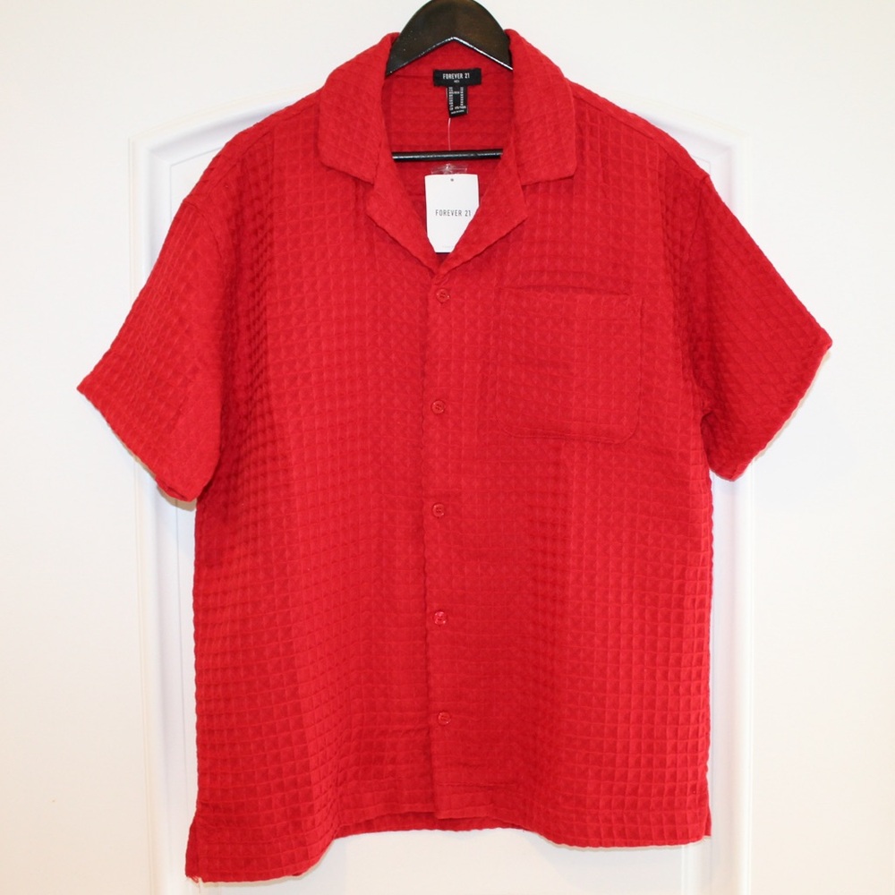 H&M button down shirt (men’s M) (NWT)